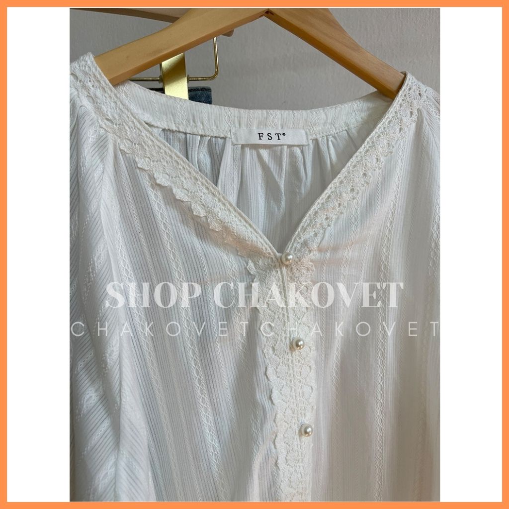 Áo sơ mi nữ dài tay form rộng CKA871, áo kiểu nữ đẹp cổ V tay bồng dáng babydoll cúc ngọc viền ren mặc đi làm đi học
