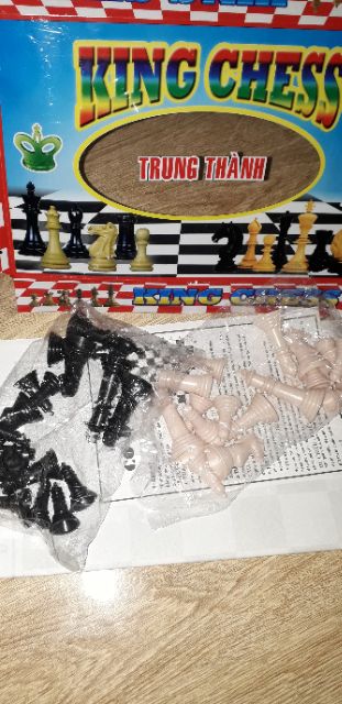 Bộ Trò chơi cờ Vua loại hộp nhựa lớn Trung Thành