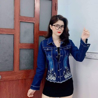Áo Khoác Jean giản lai tua thêu hoa đính cườm