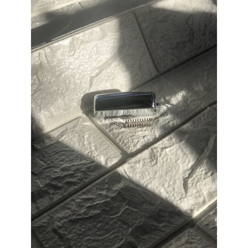 Lẫy khóa và lò xo nồi cơm điện Toshiba 18NMF-10NMF-Chính Hãng