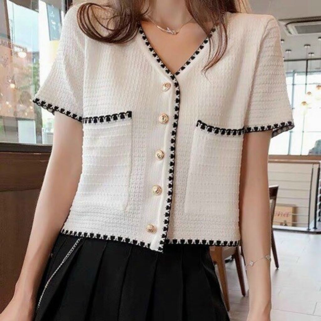 Áo Kiểu Nữ Cổ V Ngắn Tay GenY Áo Croptop Nữ Kiểu Sơ Mi Chất Len Tăm Mềm Mịn | BigBuy360 - bigbuy360.vn