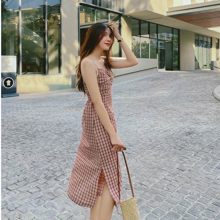 Đầm 2 dây caro Fabric Holic