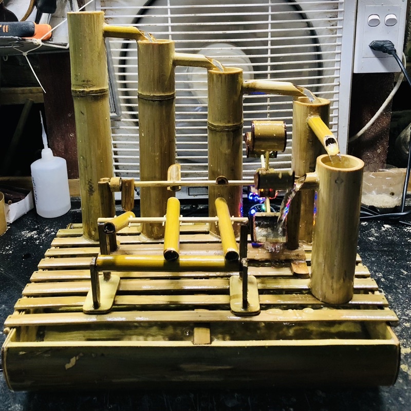 Thác nước phong thuỷ để bàn: Những Tiếng Hân Hoan