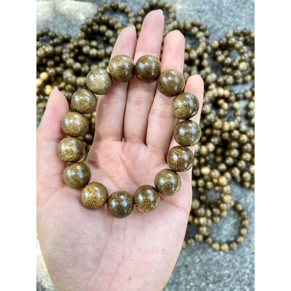 Trầm tốc tự nhiên đủ size từ 6 đến 20 li vòng đeo tay