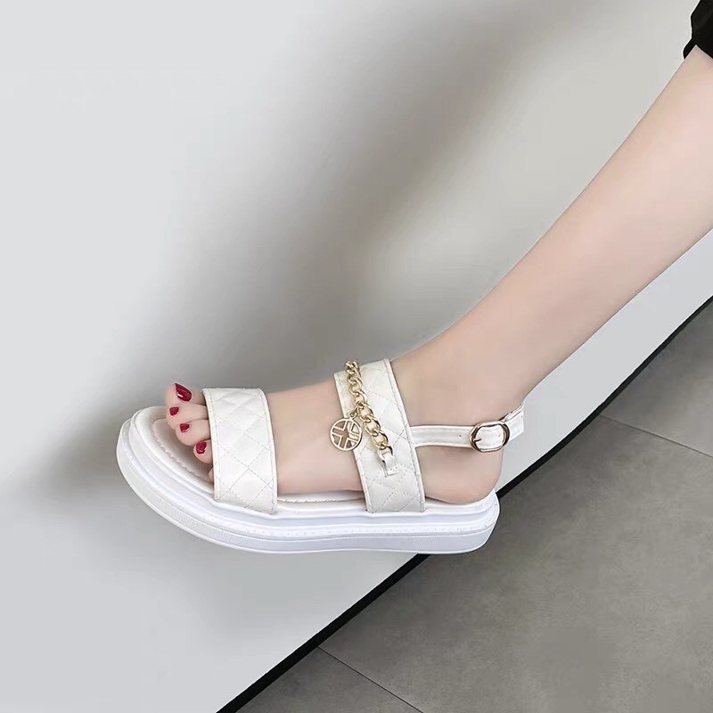 ( 2 Màu ) Sandal Nữ Quai Xích Mới Kiểu Dáng Sang Chảnh Cực Chất Cho Các Nàng