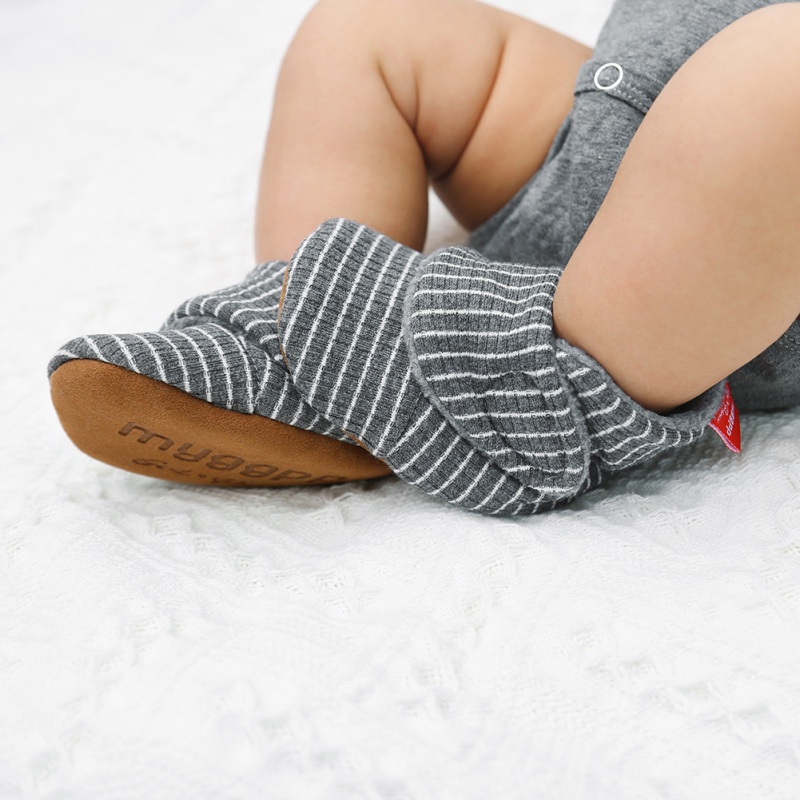 Giày vải đế mềm mại giữ ấm thời trang dành cho trẻ em