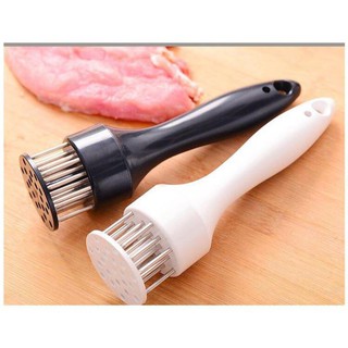 Dụng cụ đâm thịt làm mền thịt bằng tay