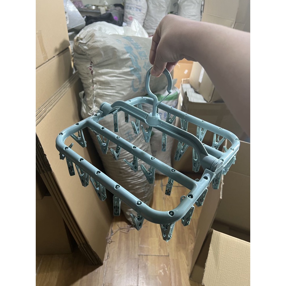 Móc 32 kẹp phơi đồ cho bé chất liệu nhựa