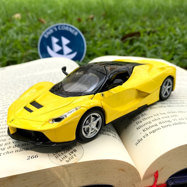 Xe mô hình 1:32 Ferrari LaFerrari hãng Double Horses