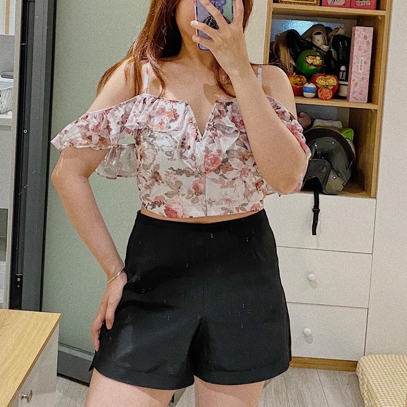 Áo crop hoa xinh