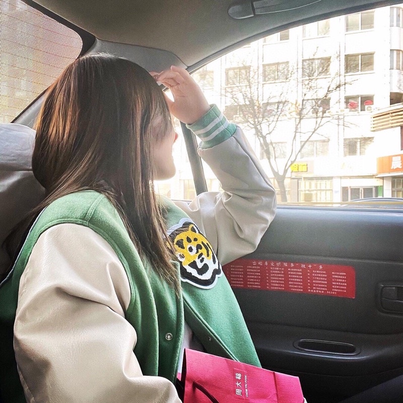 Áo khoác jacket, áo khoác bomber Human Made Varsity thời trang