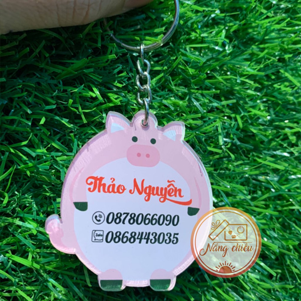 Móc khóa hình con heo in thông tin shop_ móc khóa bảng hiệu mini in theo yêu cầu_ móc khóa giá rẻ