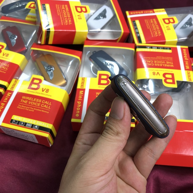 Điện thoại siêu nhỏ 2 sim, có thay đổi giọng nói bently bv8 | BigBuy360 - bigbuy360.vn