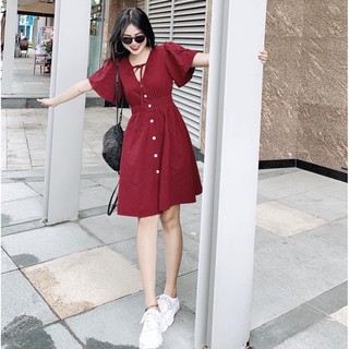 Đầm đỏ nút trắng (kèm hình thật)