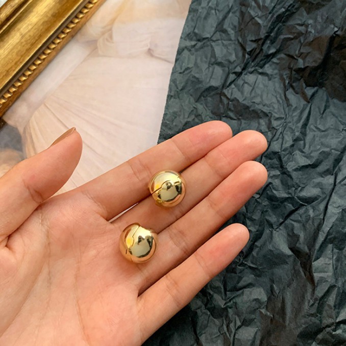 Đôi bông tai hình tròn thiết kế đơn giản thời trang