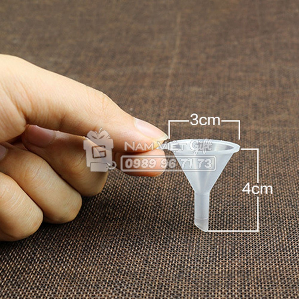 Phễu Mini Dùng Để Chiết Rót Mỹ Phẩm