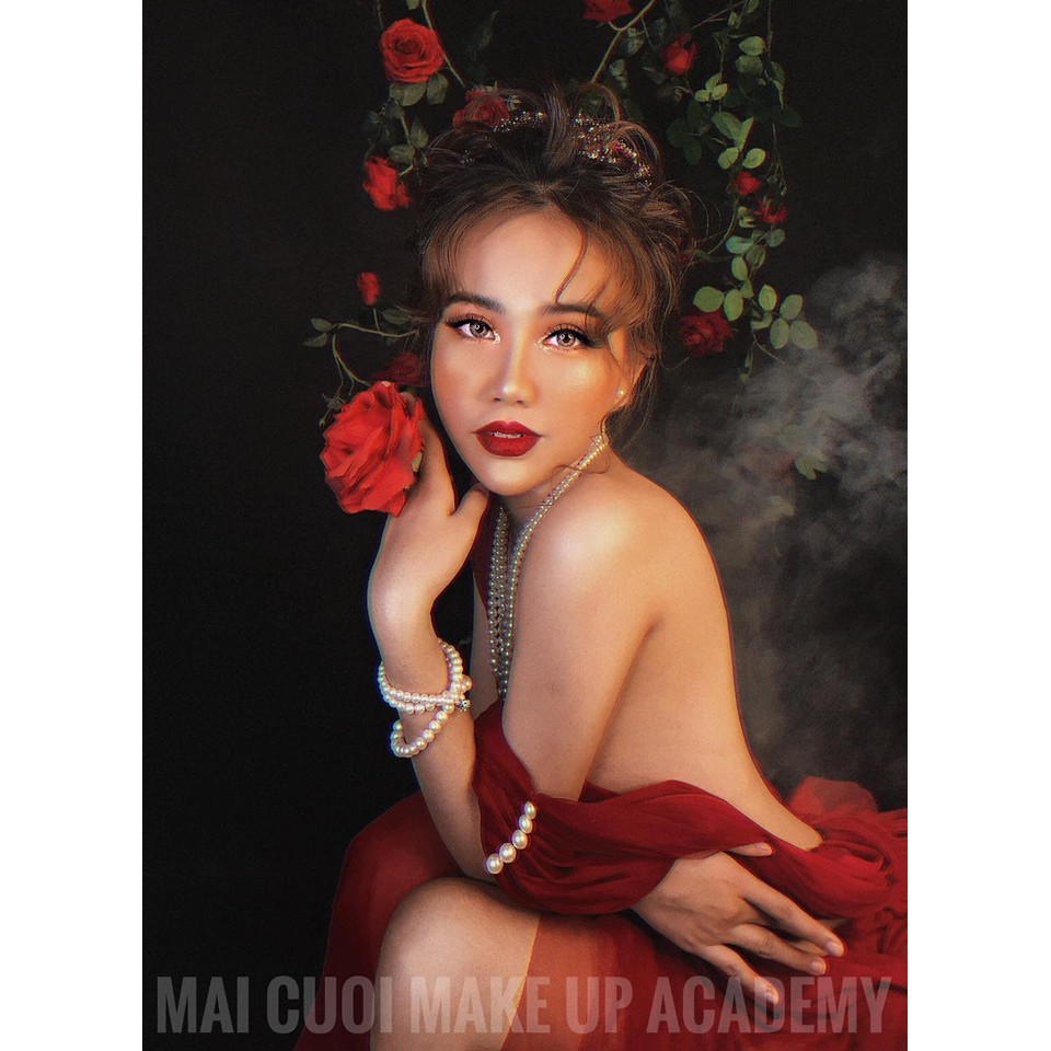 Váy conset chụp hình