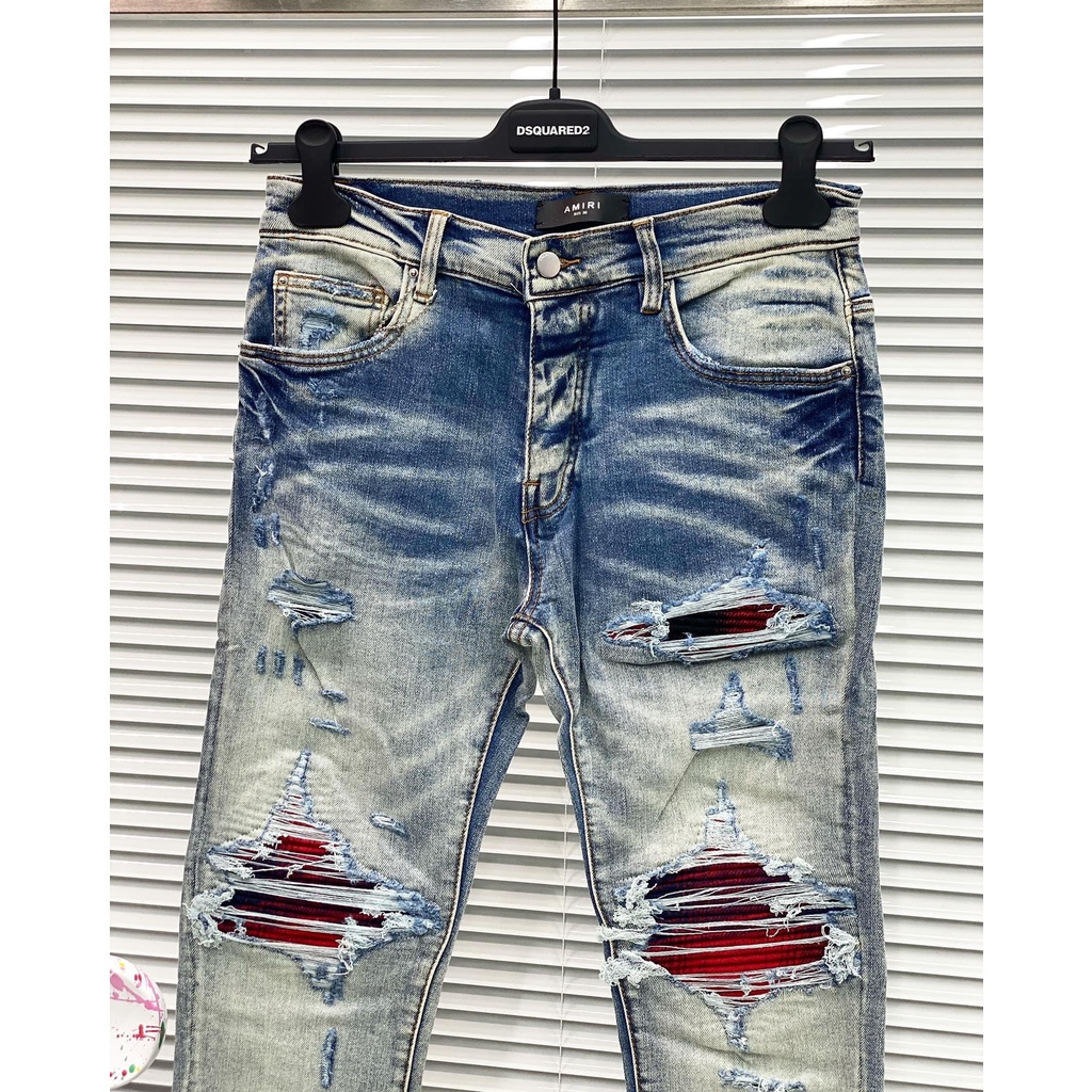 Quần Jean Amiri rách vá wash đỏ LA on web