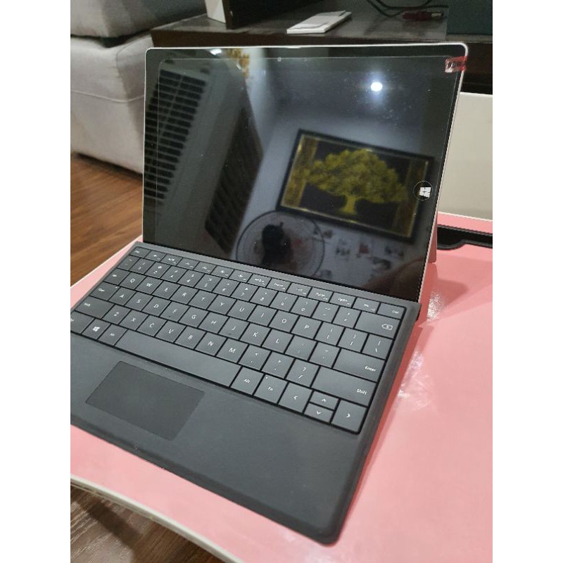 máy tính bảng surface 3 của Microsoft