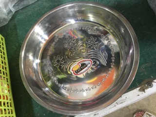 khay tròn inox