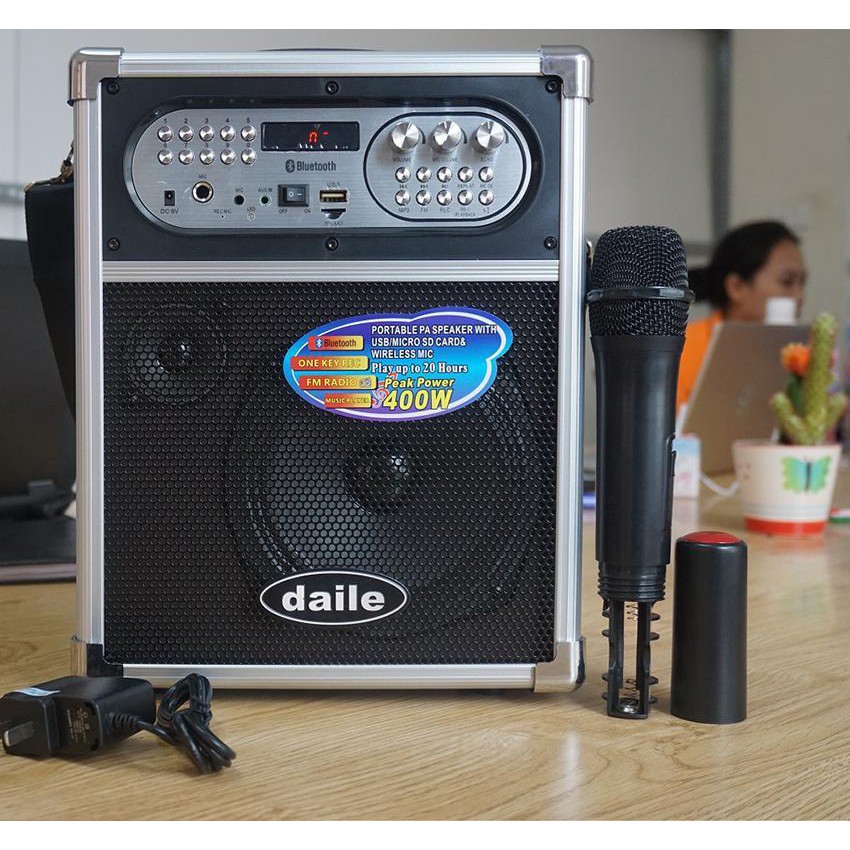 Loa bluetooth karaoke Daile Q78 siêu bền và tiết kiệm điện năng