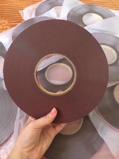 Keo 3M 2 mặt xám ( 1cm x30 mét)