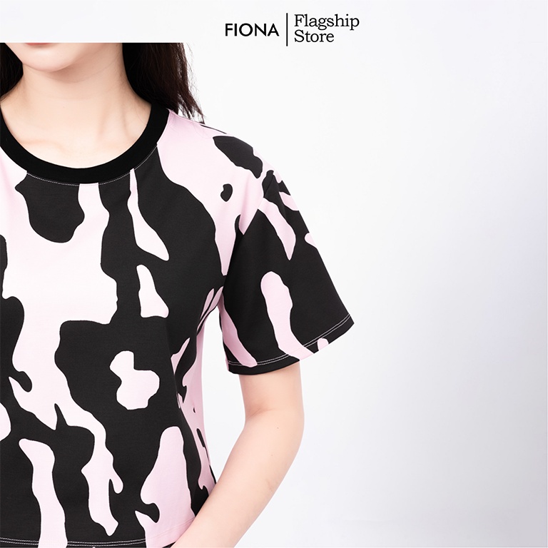Áo thun nữ, croptop dáng suông cổ tròn họa tiết bò sữa - F521179 [FIONA]