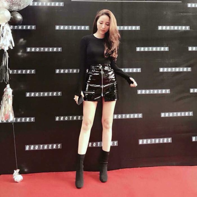 Cv da bóng+ áo xỏ ngón