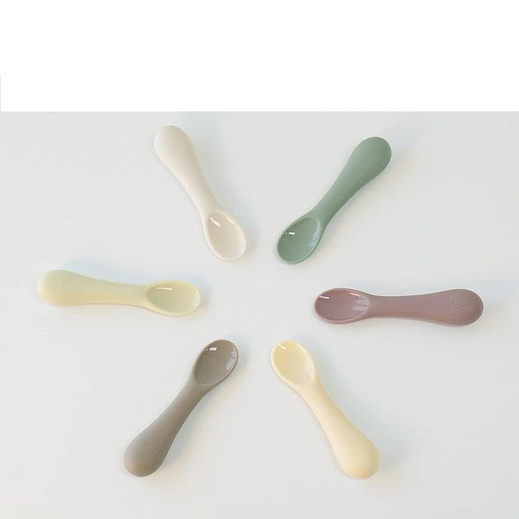 Thìa ăn dặm Amo Baby, muỗng ăn dặm silicon cho bé { Set 2 có hộp/ Có tách set}