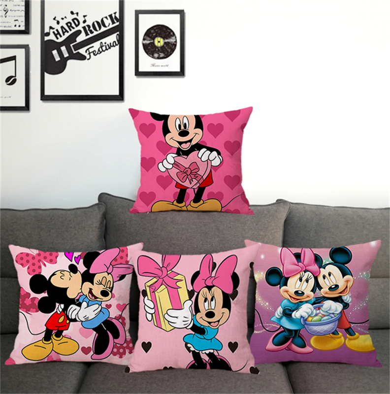Vỏ gối hình vuông in hình chuột mickey dễ thương 45x45cm