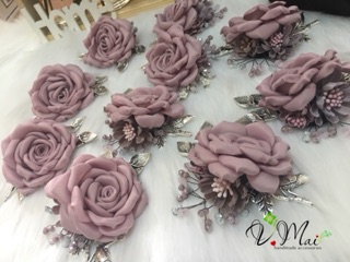 Cài áo hoa hồng tím CA03