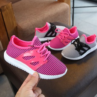Giày sneaker thể thao cho bé trai