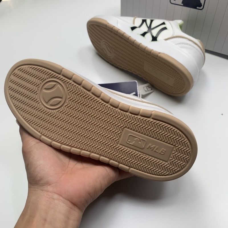 Giày MLB liner ny nâu vàng 2022 bản trung tăng chiều cao.Tặng hộp,tất,lọ tẩy