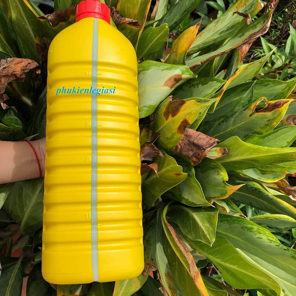 Nước làm mát Rocket 999 4L loại 4lít