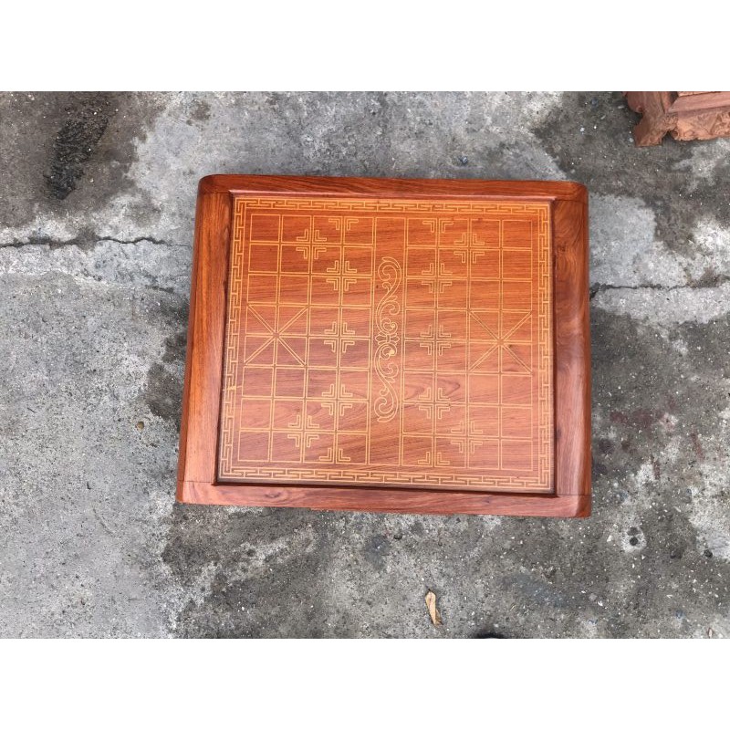 Bàn cờ gỗ hương (kt 50 x 60cm)