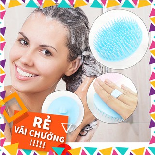 Dụng cụ gội massage đầu giá rẻ bằng nhựa dễ chịu và thoải mái
