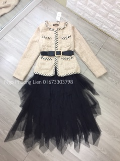 Chân váy lưới bồng tua rua