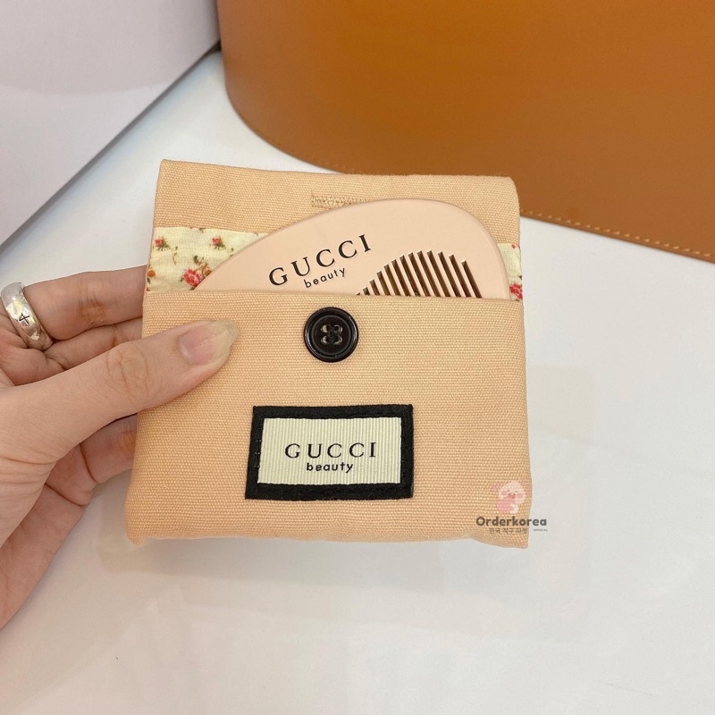 (Có sẵn) Lược Gift Gucci (lược và túi)