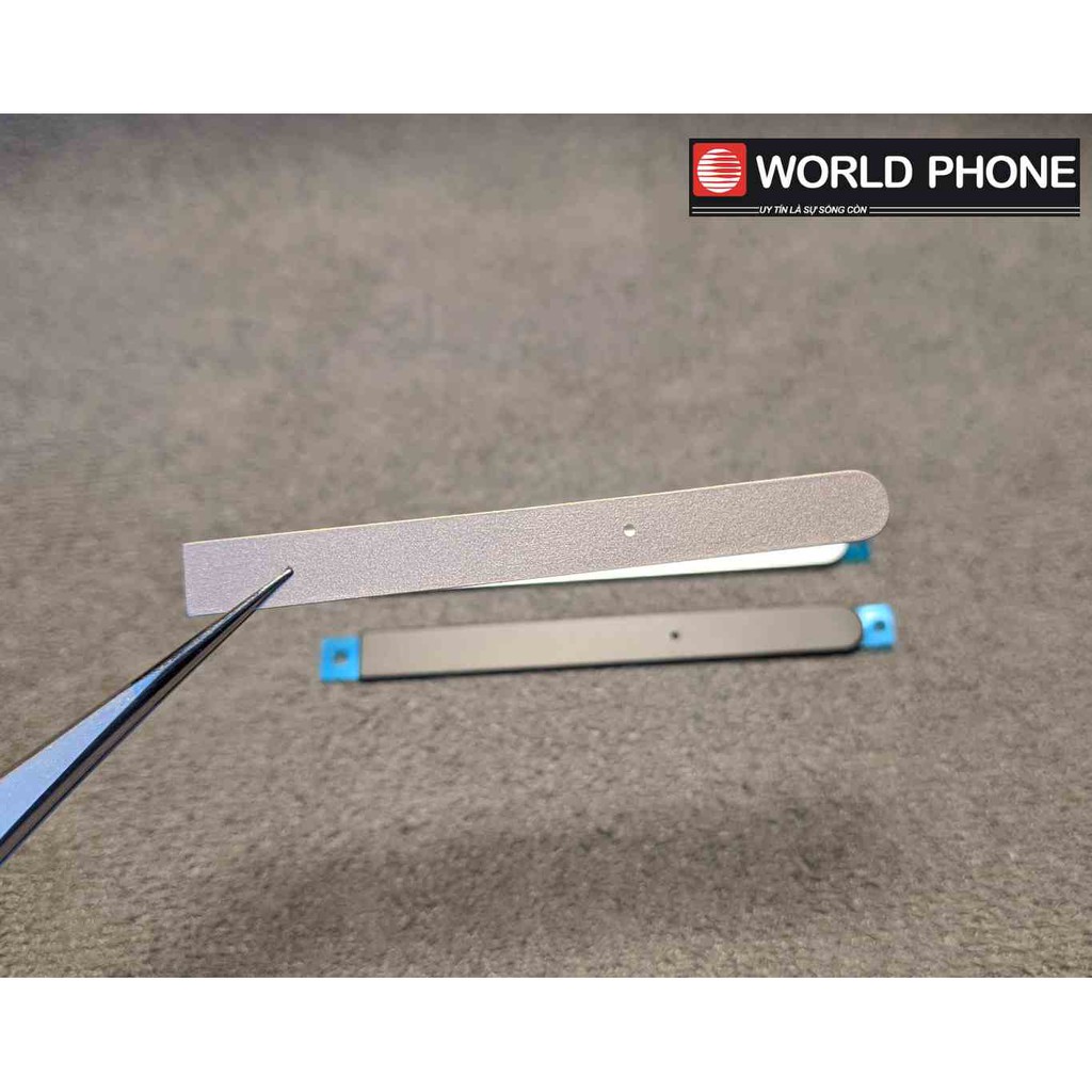 Nắp đậy, miếng nhựa che Top Cover BB Blackberry Keyone