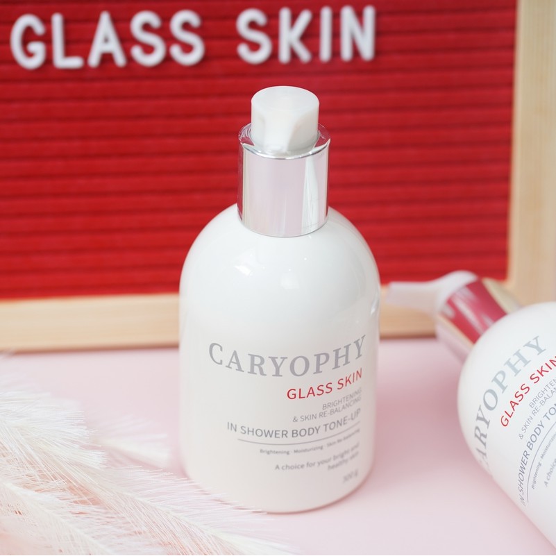 Kem Dưỡng Trắng Caryophy Glass Skin In Shower Body Tone Up (3in1)