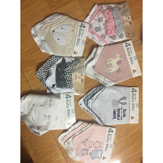 Set 4 chi tiết Yếm xuất dư cho bé gái