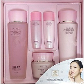Bộ Sản Phẩm Dưỡng Da Chiết Xuất Từ Hoa Hồng 3W Clinic Flower Effect Extra Moisturizing Skin Care Set