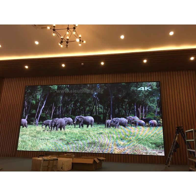 Màn hình led P5, trong nhà dùng cho nhà hàng tiệc cưới, trung tâm hội nghị - Kích thước Rộng 5,44m x cao 3,04m