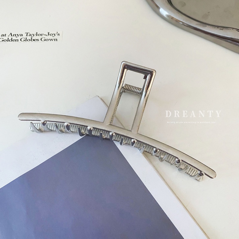 Kẹp Tóc Hình Cá Mập Bằng Kim Loại Phong Cách Thời Trang Độc Đáo