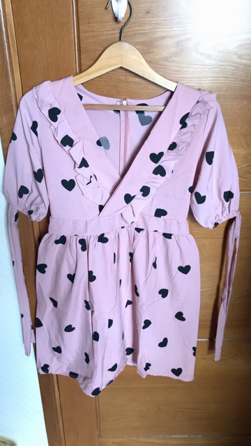 [ Mã FAMAYWA2 giảm 10K đơn 50K] đầm vol trái tim cổ bèo tay ngắn cột dây nơ kèm ảnh thật cuối khách chụp | BigBuy360 - bigbuy360.vn