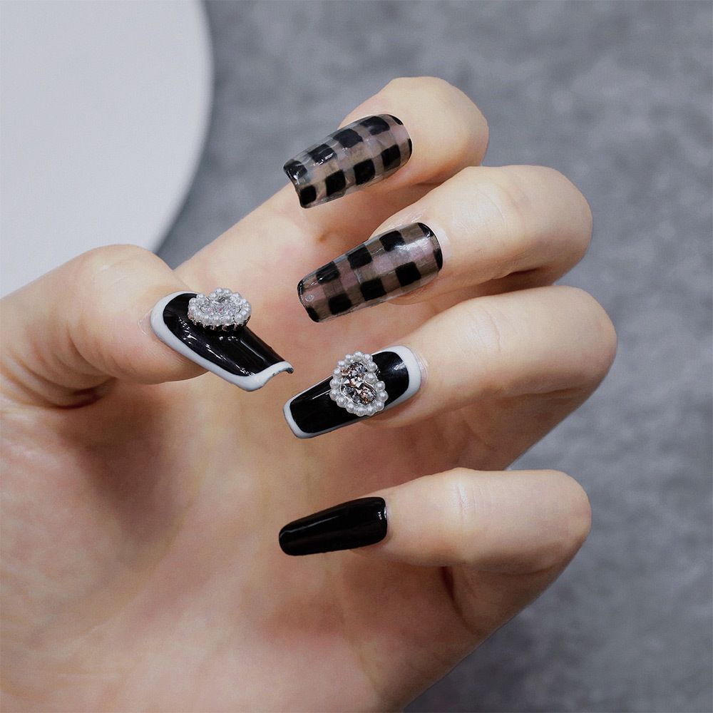 [Hàng mới về] Hạt phụ kiện hình trái tim 3D trang trí móng tay sang trọng
