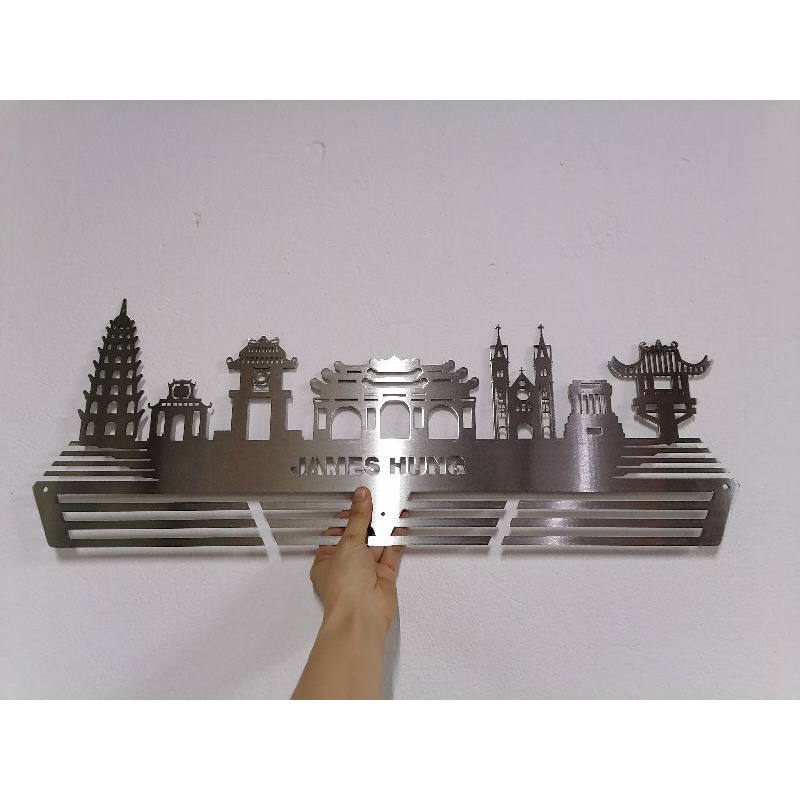 KT: 800x250mm Giá treo huy chương gắn tường bằng inox, thiết kế CHỮ theo yêu cầu
