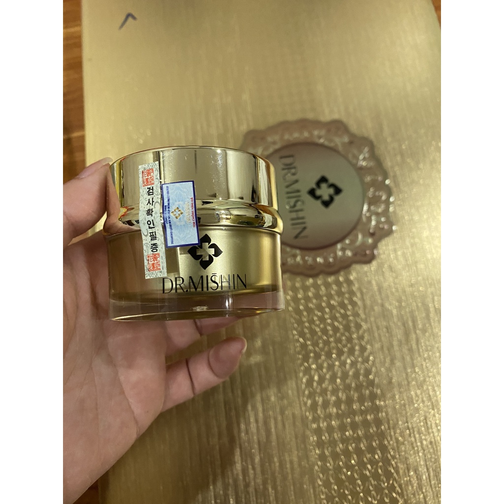 Kem tái tạo phục hồi đêm Whitening Cream Dr Mishin
