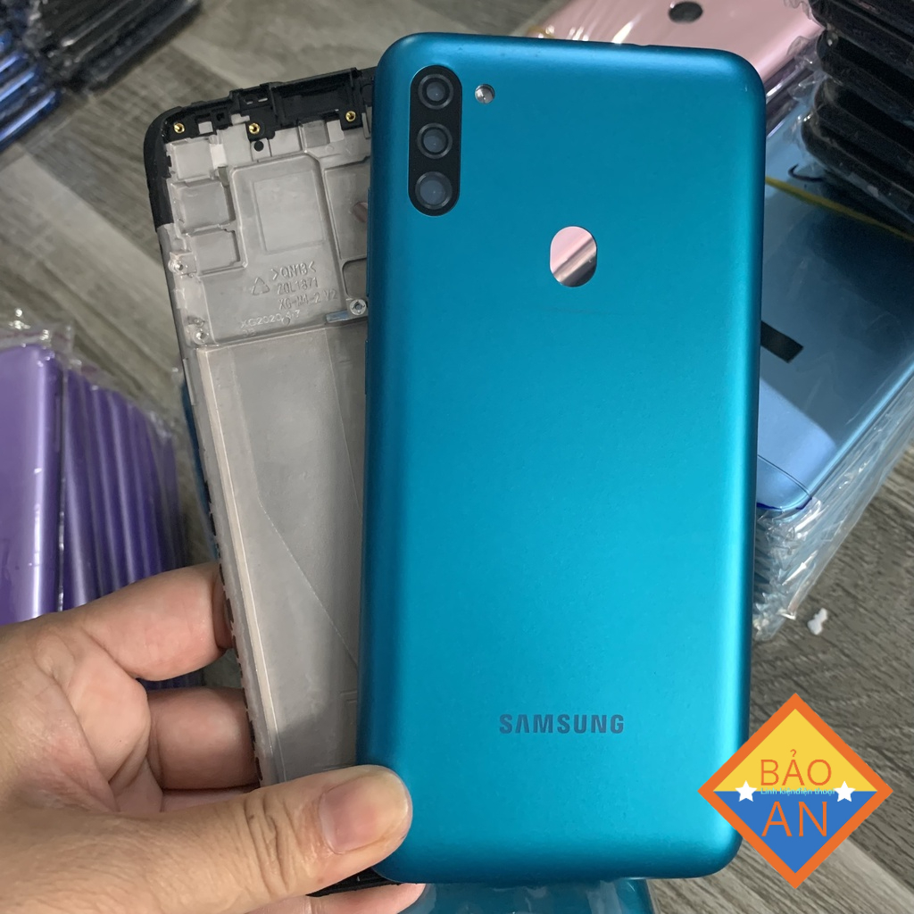 Bộ vỏ samsung M11 / vỏ lưng