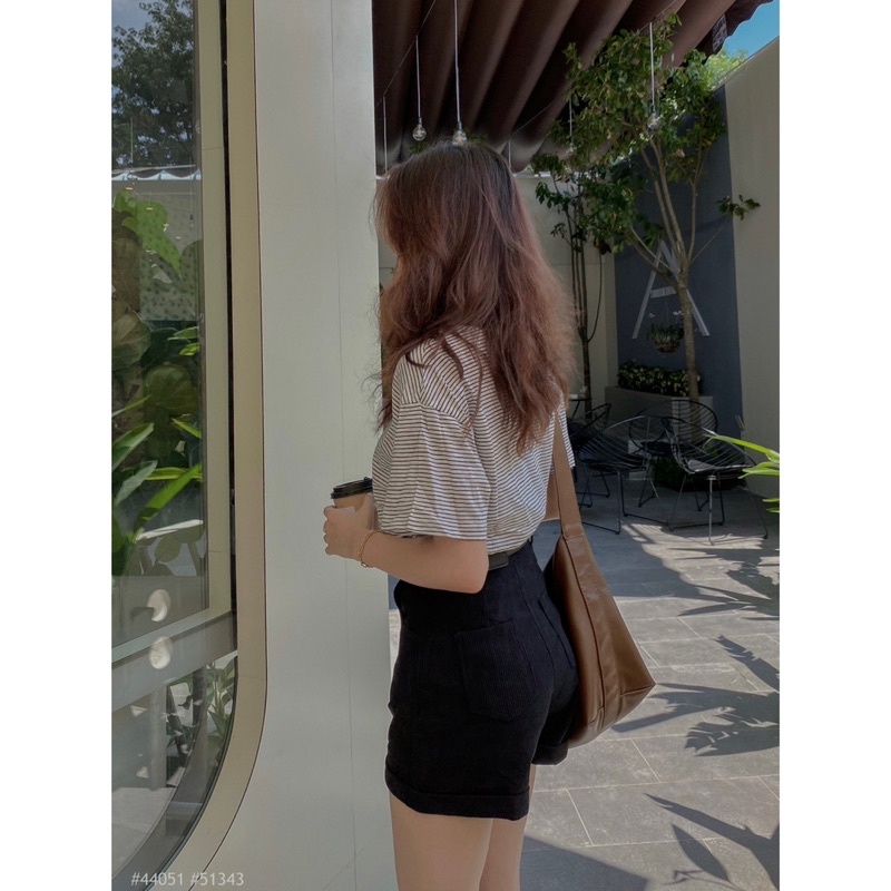 Áo thun kẻ ngang mảnh